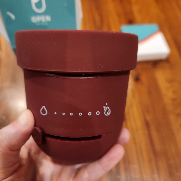 Ullo Open Wine Purifier with 2 Selective Sulfite Filters - Picture 4 of 10